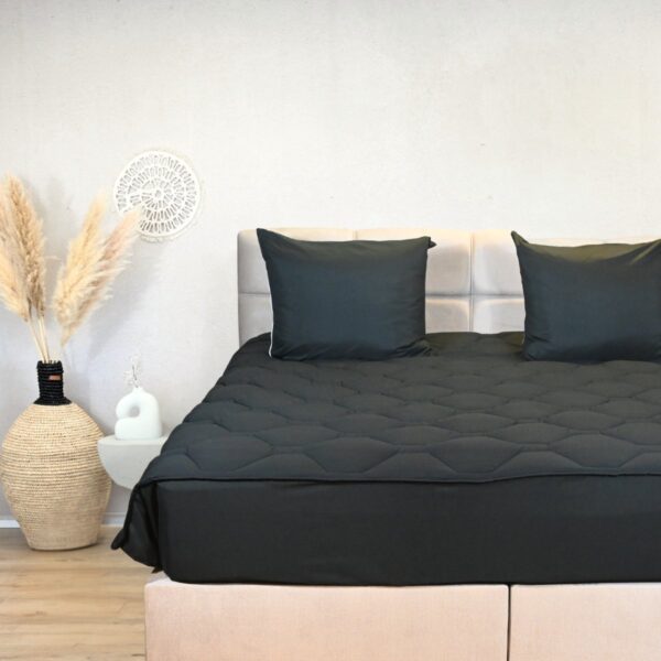 HappyBed All year dekbed enkel 200x200 + instopstrook - Tweepersoonsdekbed - Wasbaar dekbed zonder overtrek - Bedrukt dekbed zonder hoes - Hoesloos Dekbed met Print - Black (8721001725359)