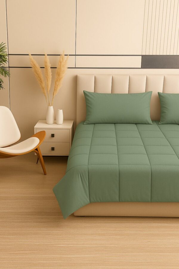 SimplyDream Dekbed Zonder Overtrek - Inclusief Kussensloop - Navy Green - 200x200 - Wasbaar - 4 seizoenen - 30 dagen proefslapen (8721325528124)