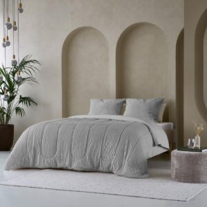 2-in-1 Dekbed zonder Overtrek - Wasbaar en Hypoallergeen - Teddystof Comfort Dekbed - 200x200 cm (9101143176575)